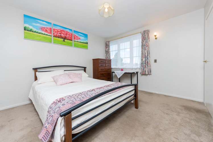 8 Westall Road New Lynn_5