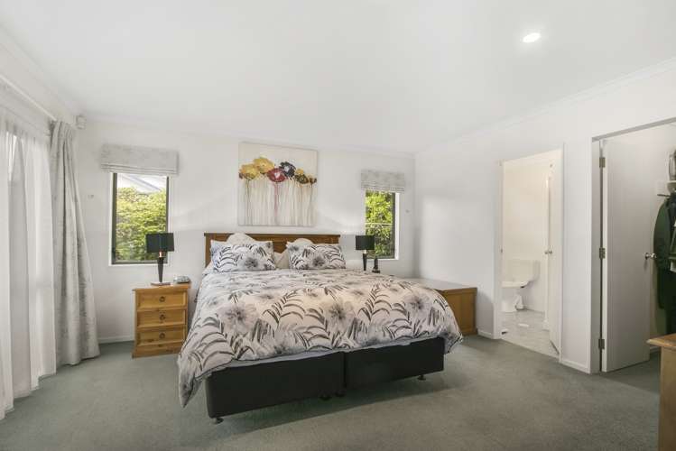 92 Redvers Drive Belmont_9