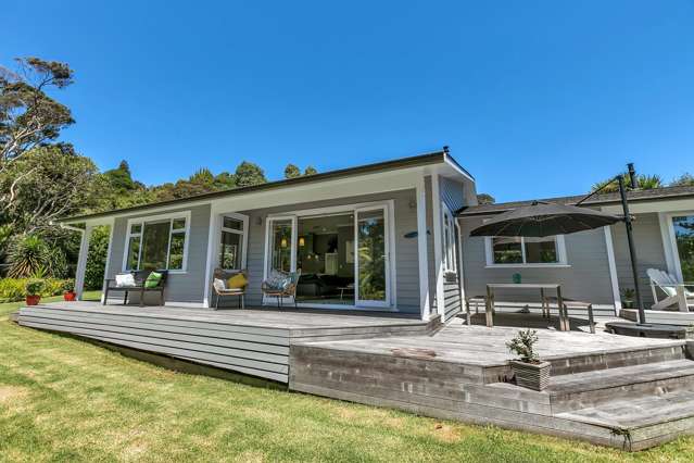 42 Landing Road Titirangi_1