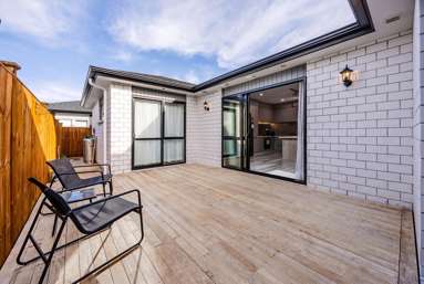 5 Strummers Lane_2