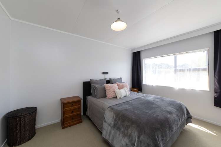 203 Fergusson Road Halcombe_20