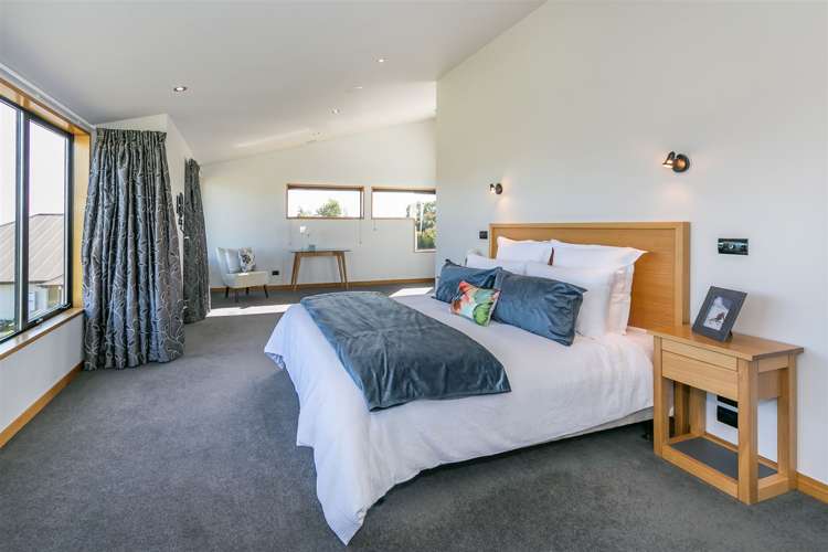 6 Watlings Place Kennedys Bush_6