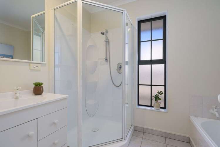 1 Dayman Way The Wood_10