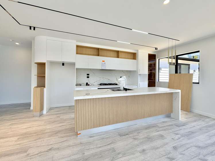 13 Tukutata Crescent_5