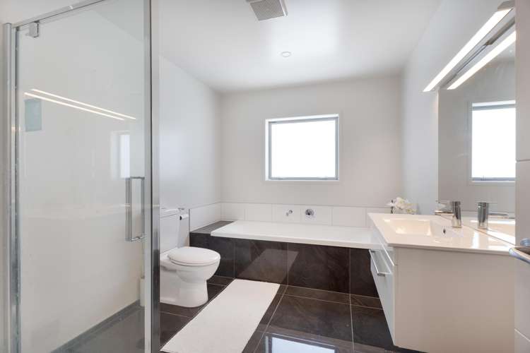 10 Crompton Avenue Churton Park_22