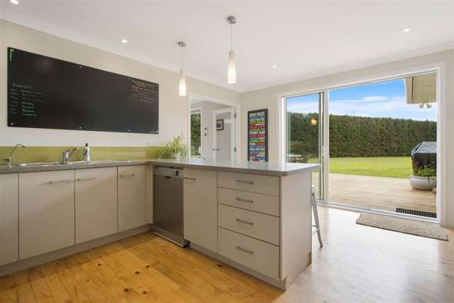 113 Beach Road Katikati_4