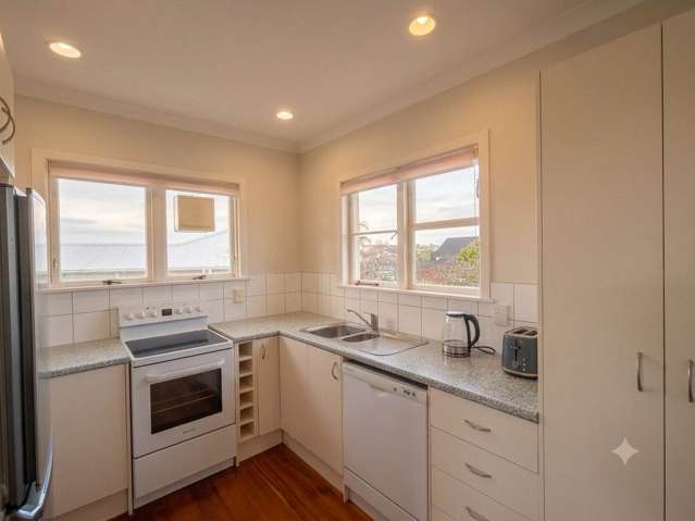 69 Beach Road Mellons Bay_4