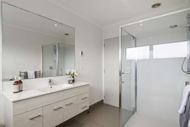 15 Oioi Road Hobsonville_14