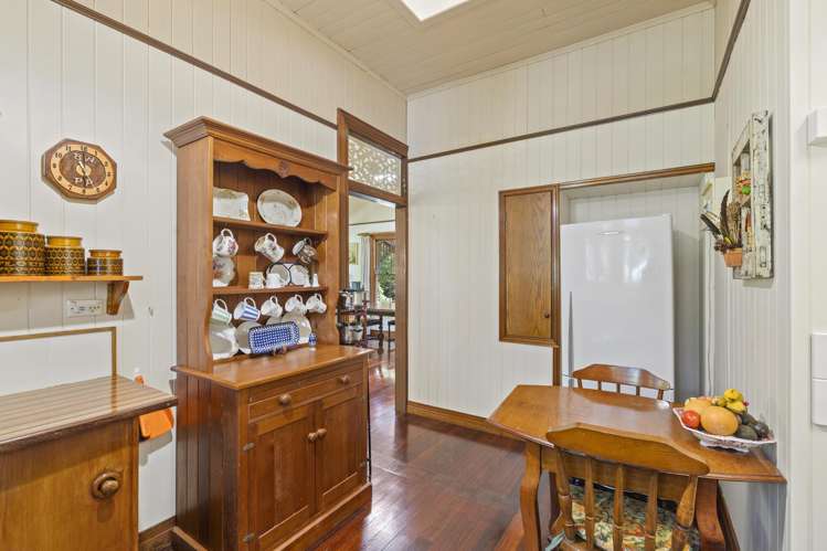 7 Knoll Road Tamborine Mountain_9