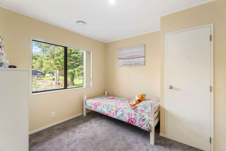 96 McRobbie Road Kingseat_12