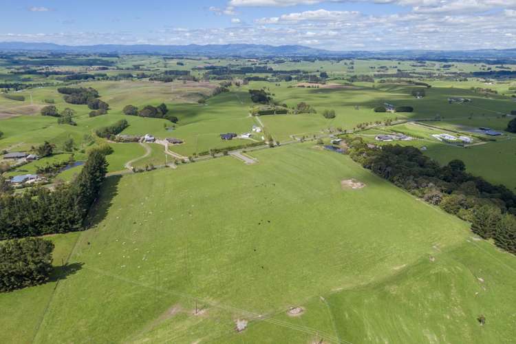 Mount Stewart Halcombe Road Sanson_12