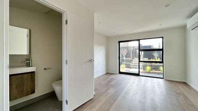 8 Hoopers Road 1665_4