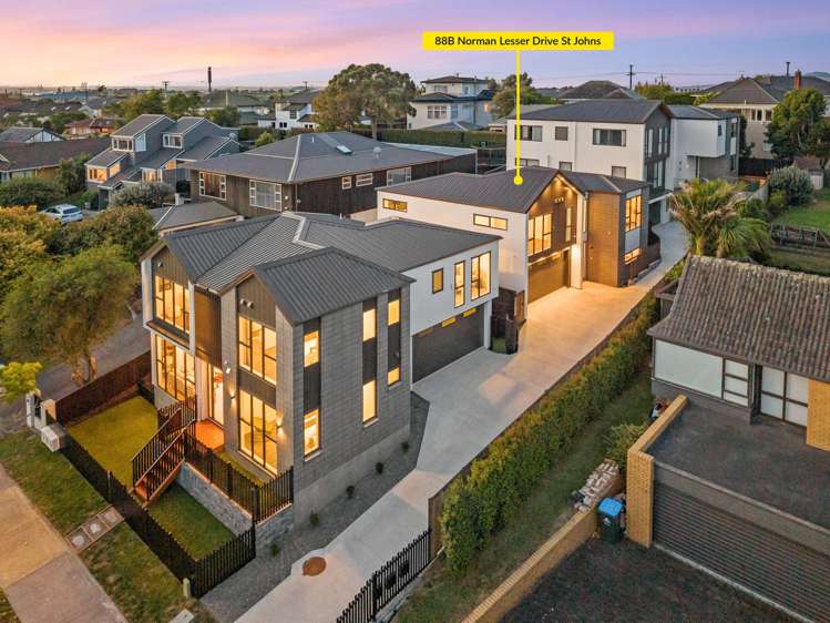 88 A&B Norman Lesser Drive St Johns_18