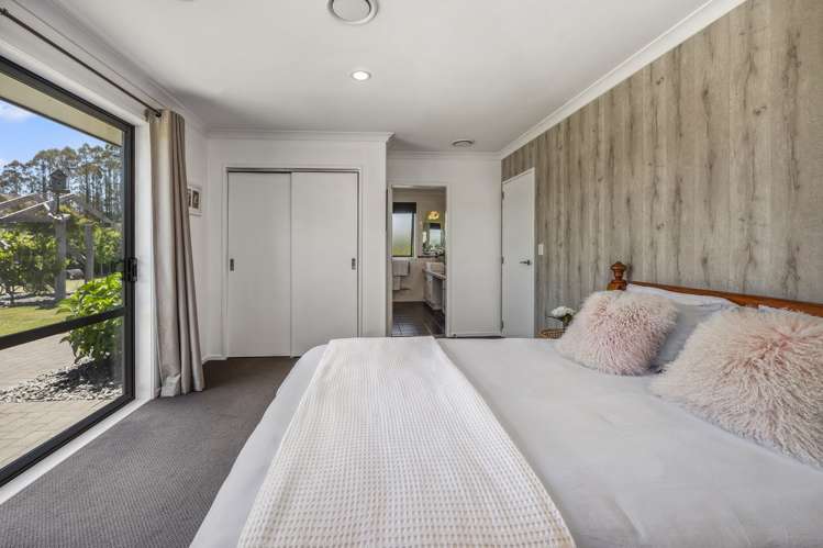 71 Loch Views Road Acacia Bay_14