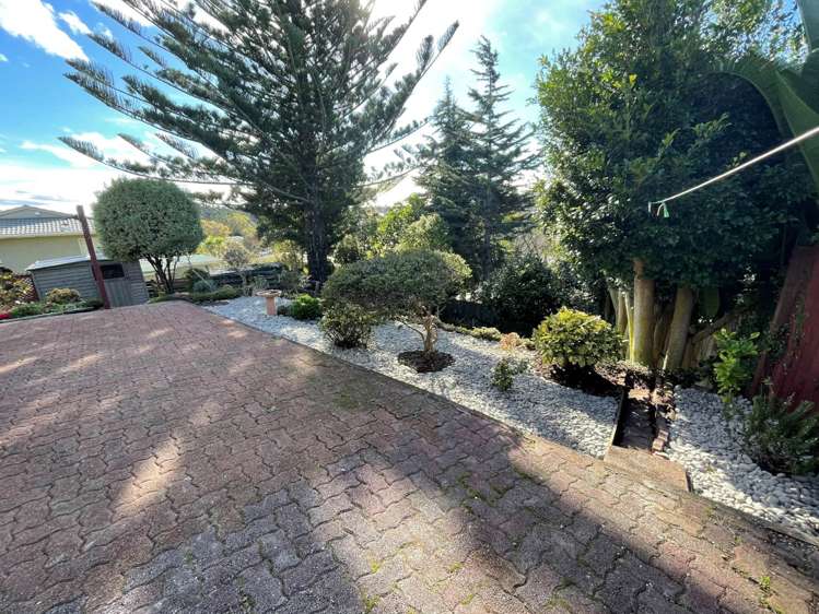 2/16 Tamahere Drive Glenfield_18