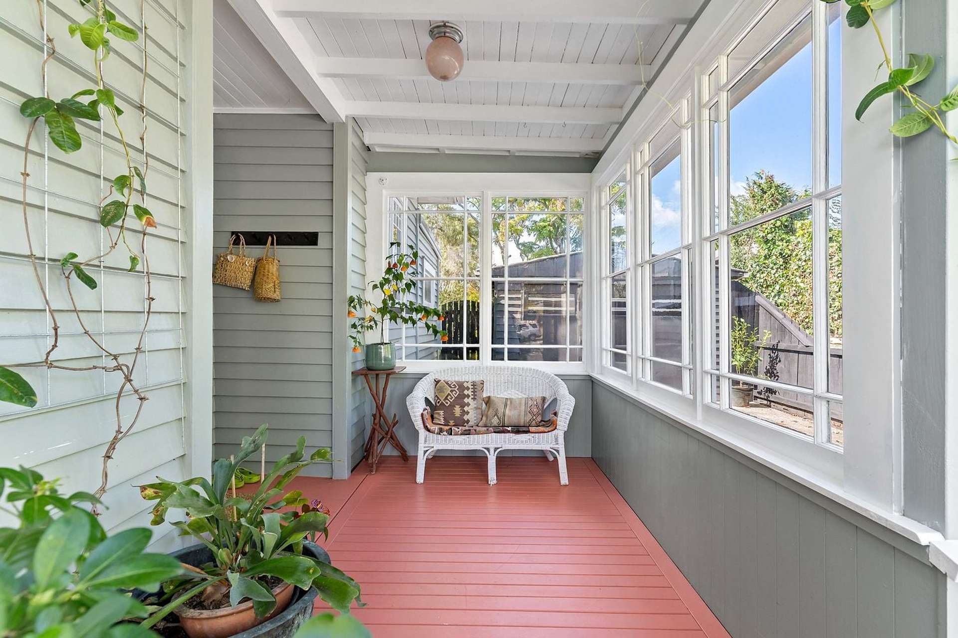 11 Nikau Street New Lynn_0