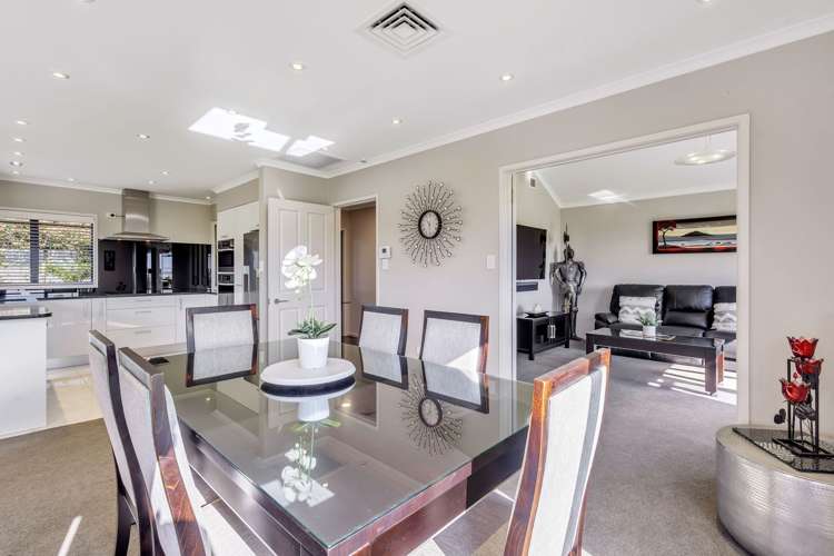 16 Urenui Beach Road_5