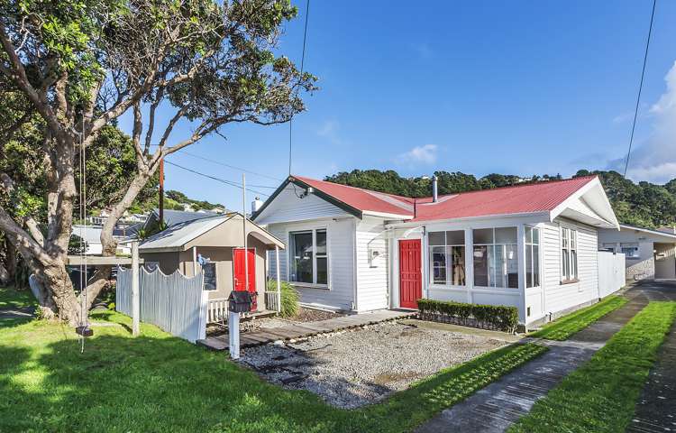 16 Mantell Street Seatoun_17