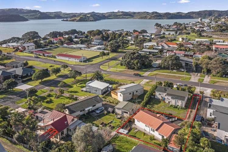 20 James Street Raglan_3