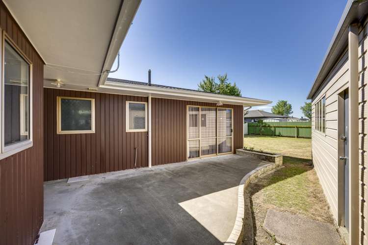 17 Walton Place Flaxmere_11