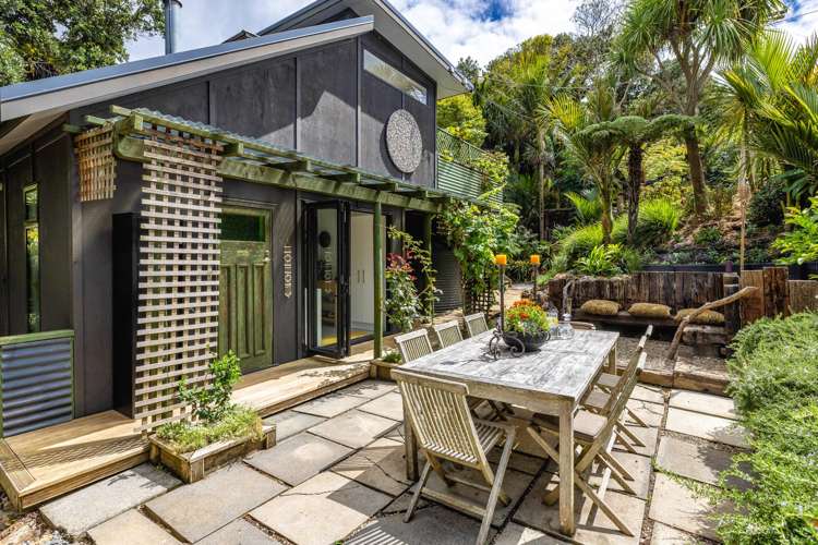 33 Beatty Parade Surfdale_16