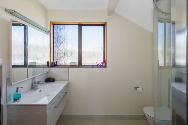 32 Kaikoura Street Maupuia_14