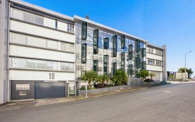 4B/10 Augustus Terrace_1