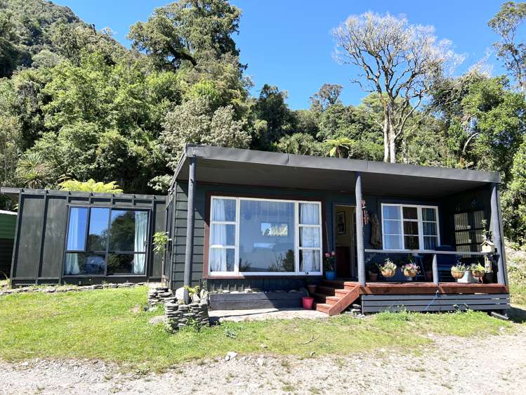 254 Doughboy Road Kokatahi_7