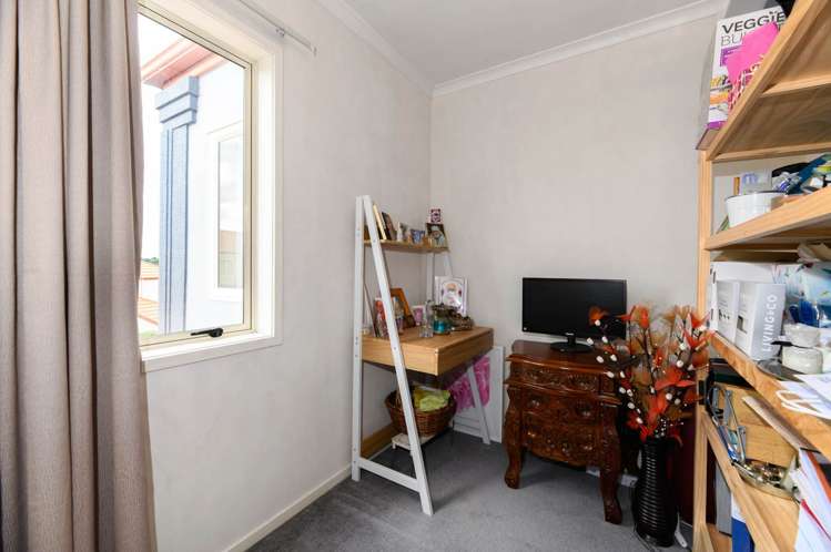 17 Stolford Crescent New Lynn_17