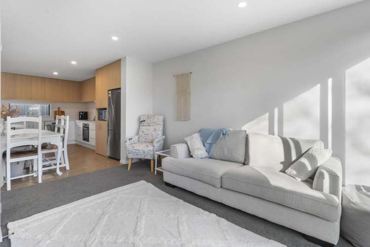 8/27 Bartlett Street Riccarton_4