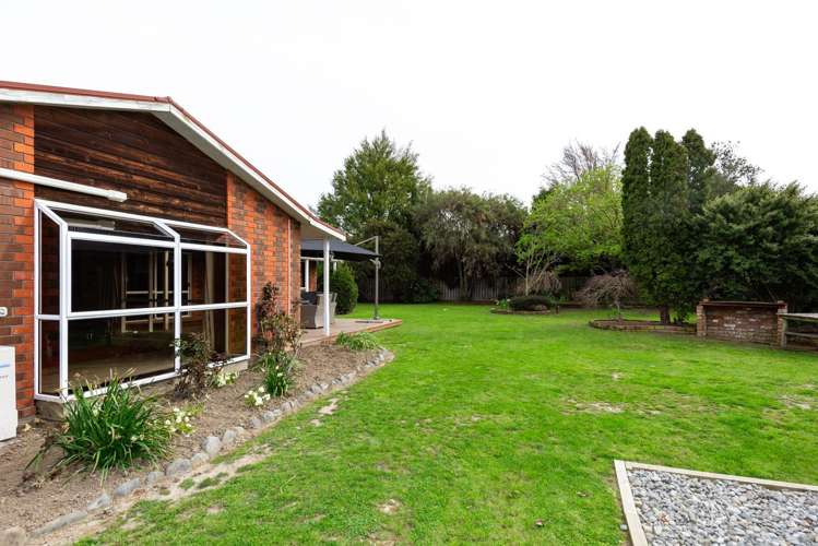 4 Gill Crescent Redwoodtown_19