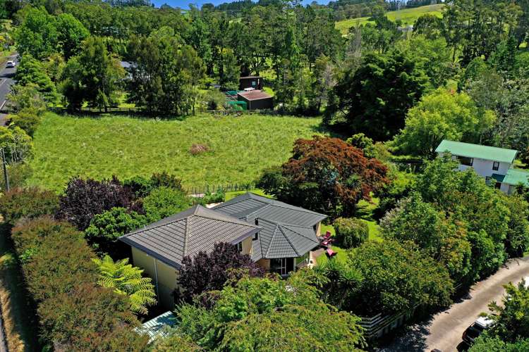 1172 Peak Road Helensville_32