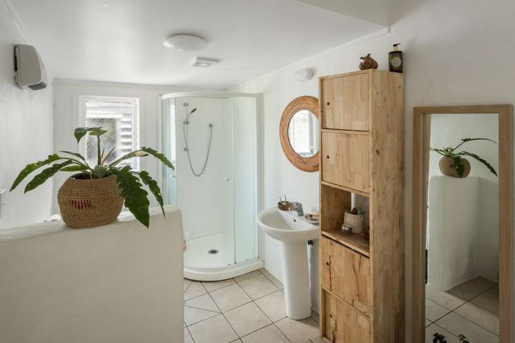 11 Roretana Drive Athenree_13