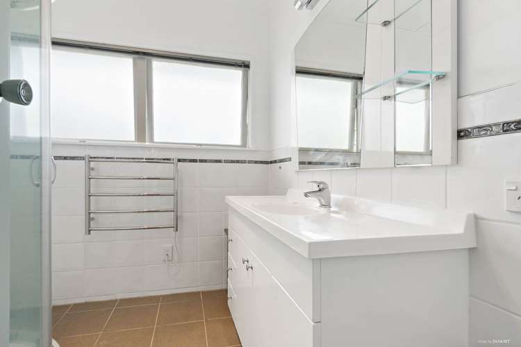 11 Barberry Lane Te Atatu Peninsula_7