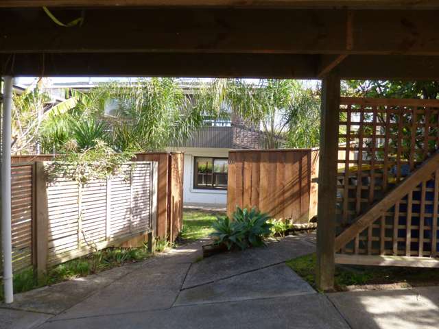 Beautiful Bayswater Unit