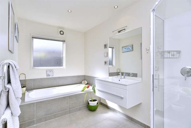 14 Brookwater Avenue Northwood_20