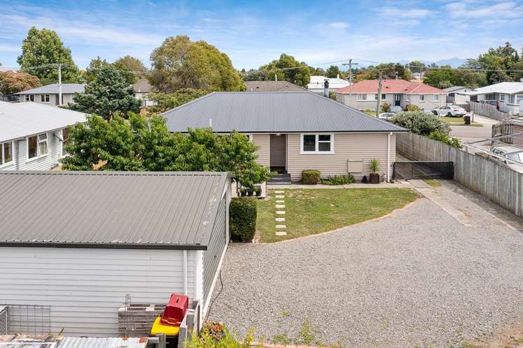 5 Gill Crescent Redwoodtown_24