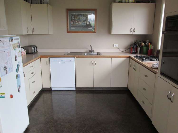 222 Morgan Road Clinton and Surrounds_14