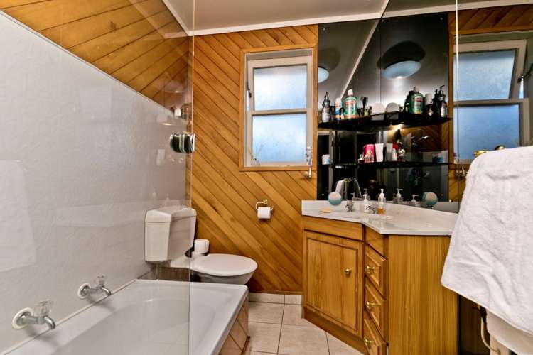 11 Preston Avenue Henderson_14