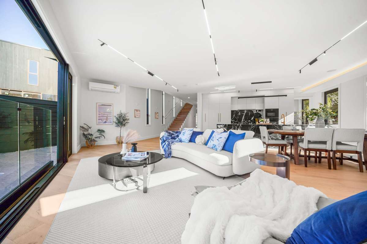 61B Churchill Road_2