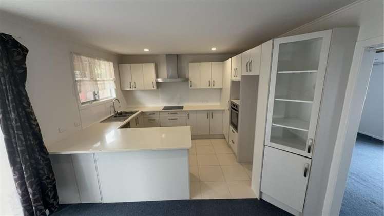 35 Toru Street Te Atatu Peninsula_11