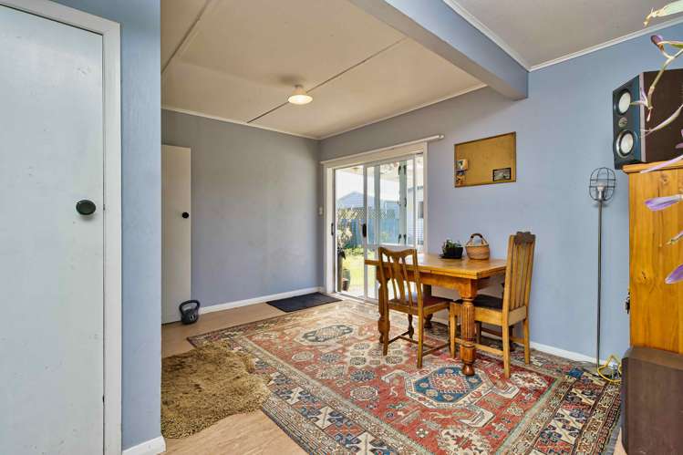 913 Bledisloe Street Raureka_11