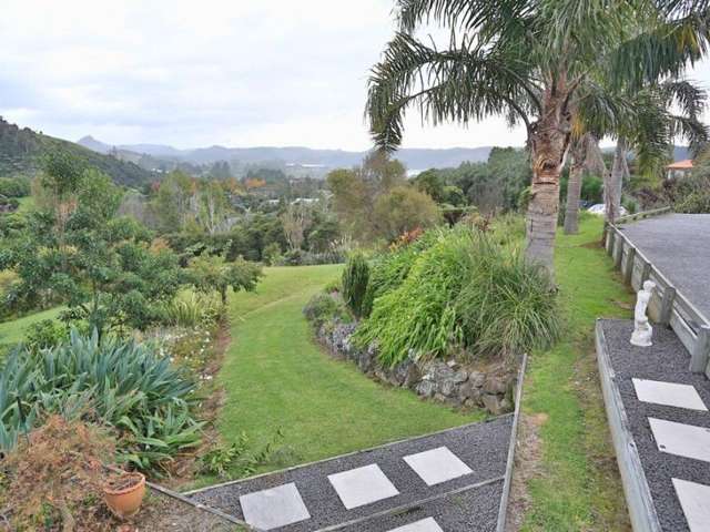 8 Governors Heights Whangamata_4