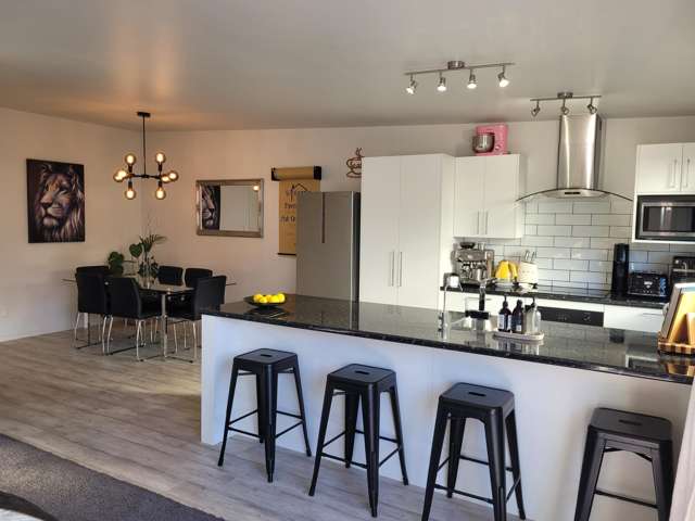 27 Gilkison Street Halfway Bush_2