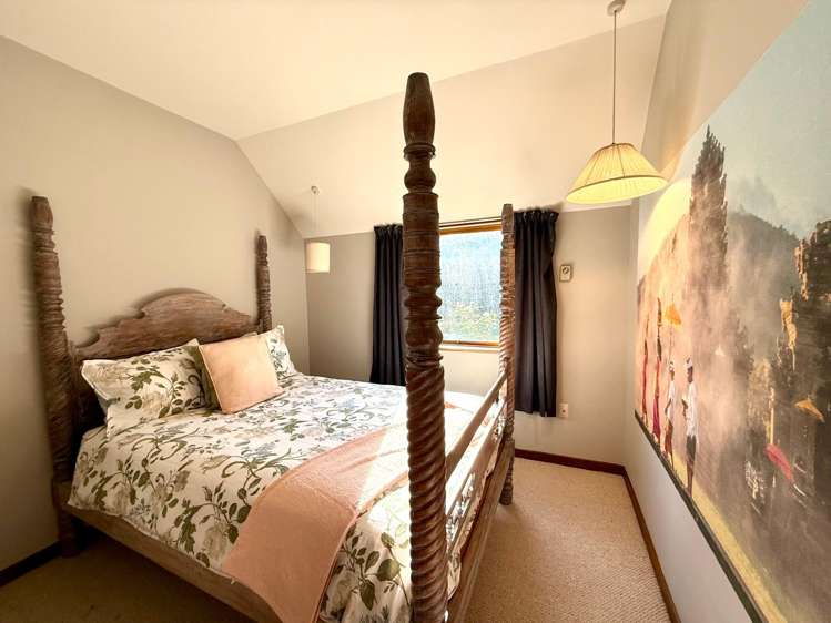  23 Helmores Lane Merivale_11