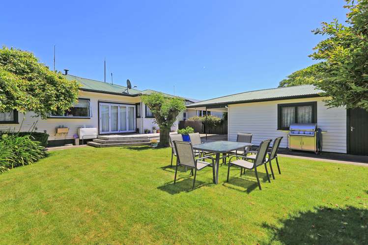 806 Maitland Crescent Mayfair_5