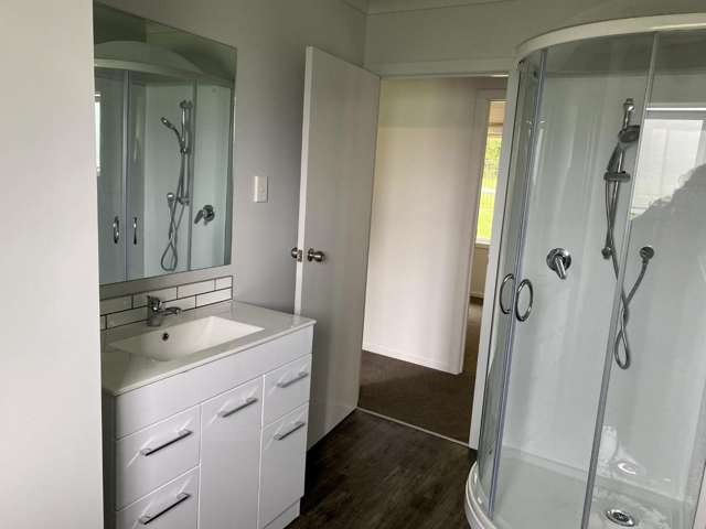 70 Gordon Road 11073_4