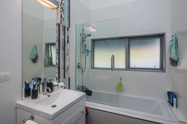 31 Ashwood Street Woodridge_10