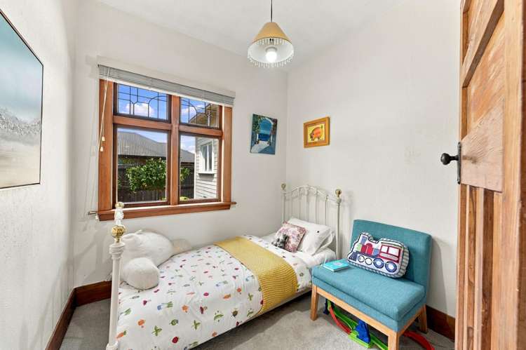 6 Cardiff Avenue Somerfield_12