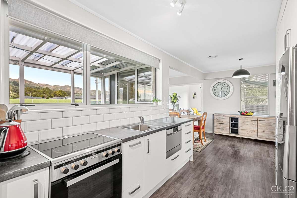 12A Raukawa Grove_1